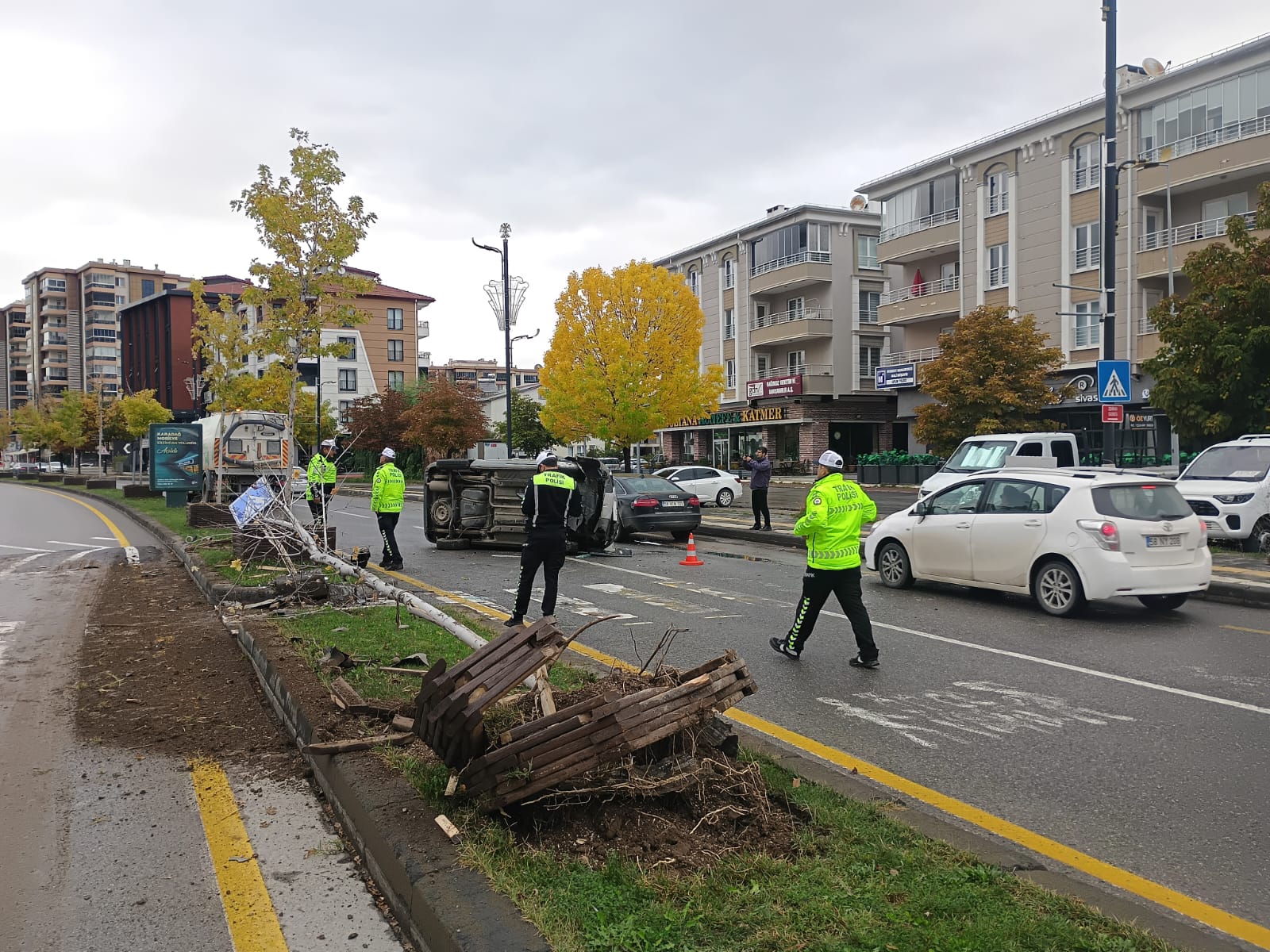 whatsapp-image-2026-10-15-at-09-46-02-2.jpeg