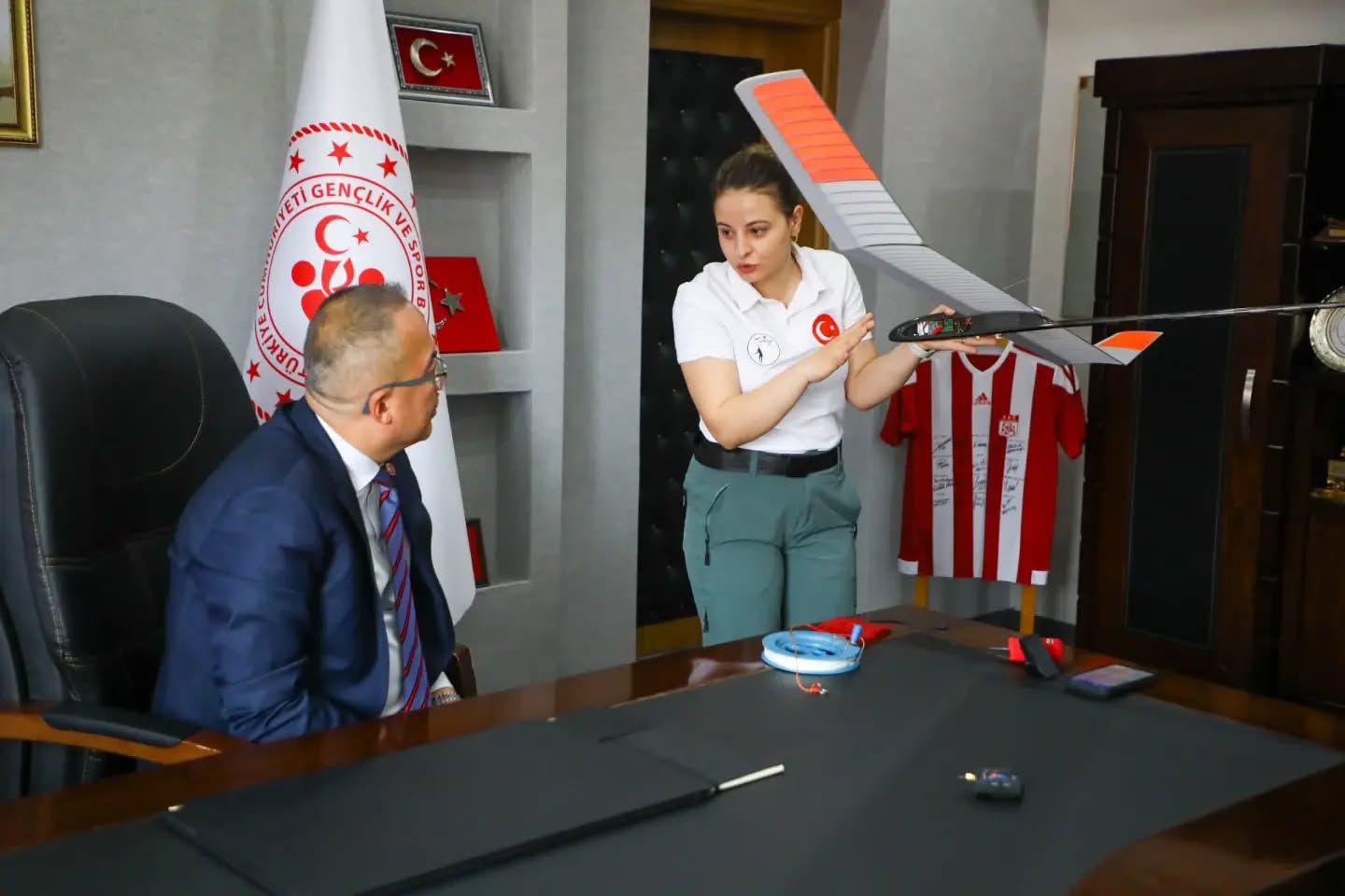 model-ucak-derece-3.jpg